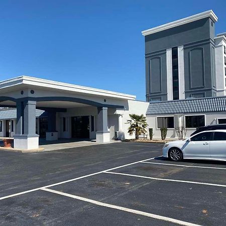 Mainstay Suites Conover-Hickory Bagian luar foto