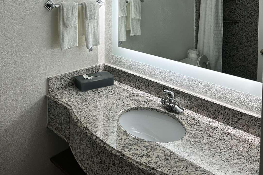 Mainstay Suites Conover-Hickory Ruang foto